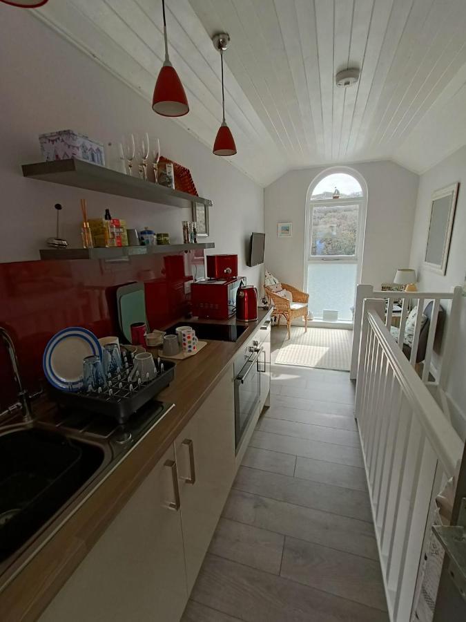 Beautiful 1-Bed Riversi Cottage Located In Malpas Truro Eksteriør billede
