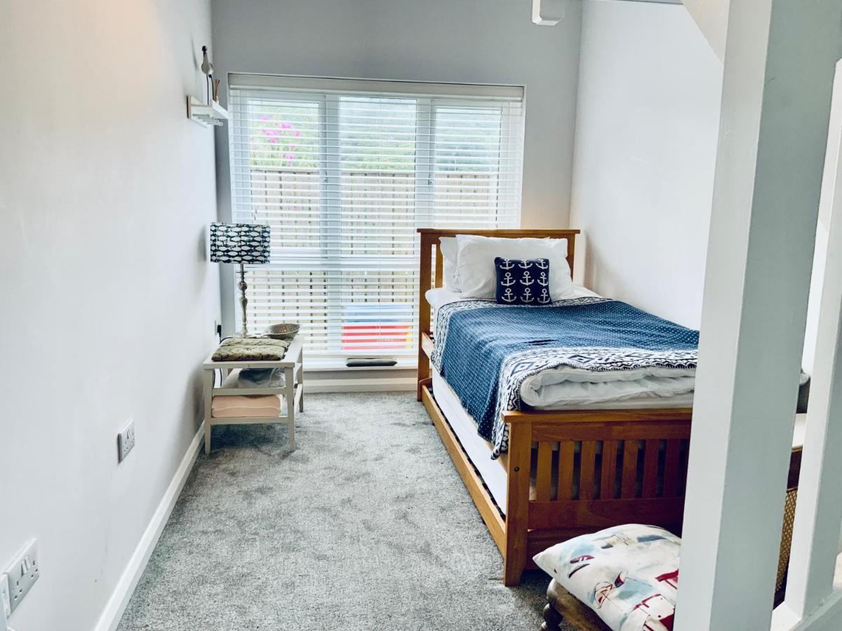 Beautiful 1-Bed Riversi Cottage Located In Malpas Truro Eksteriør billede