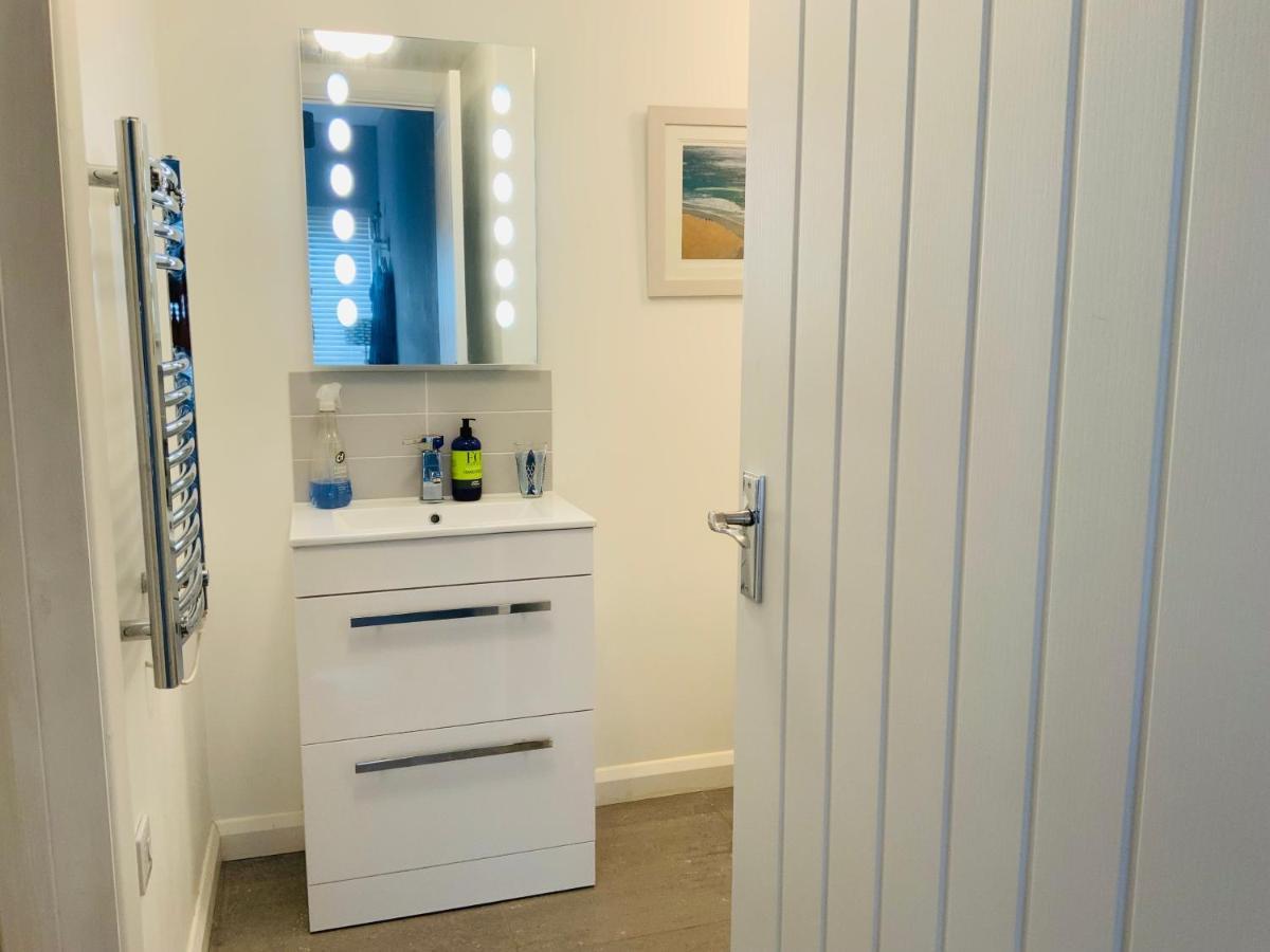 Beautiful 1-Bed Riversi Cottage Located In Malpas Truro Eksteriør billede